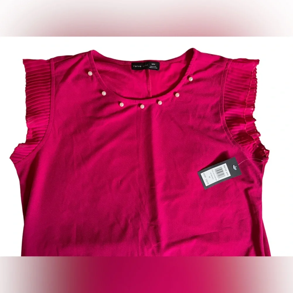 NWT Verve Ami Women, Sleeveless Blouse With Pearls details. Size M Color Fuchsia - Picture 3 of 4